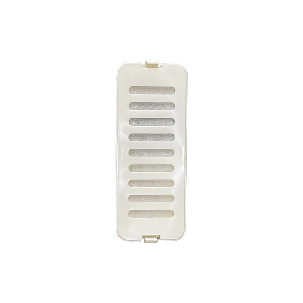 Plástico rectangular color blanco con rejillas de protección para Filtro de Bebedero Rectangular. Es un recambio de filtro para fuentes automáticas de agua para mascotas
