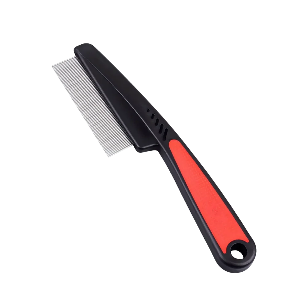 Peine Antipulgas para Mascotas, la parte superior es color negro, las cerdas son largas y metálicas y el mango es de color rojo.