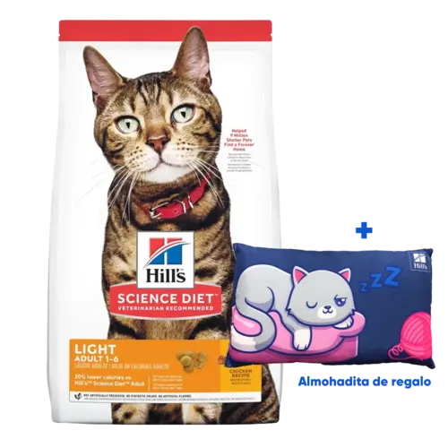 Bolsa de alimento para gatos Hill's Science Diet Feline Adult Light, es un alimento bajo en calorías para gatos adultos, la bolsa es blanca con detalles naranja oscuro y claro, tiene una franja roja en la parte superior de la bolsa y en medio de la bolsa tiene un gato atigrado tabby con tonos blanco, gris y marrón claro