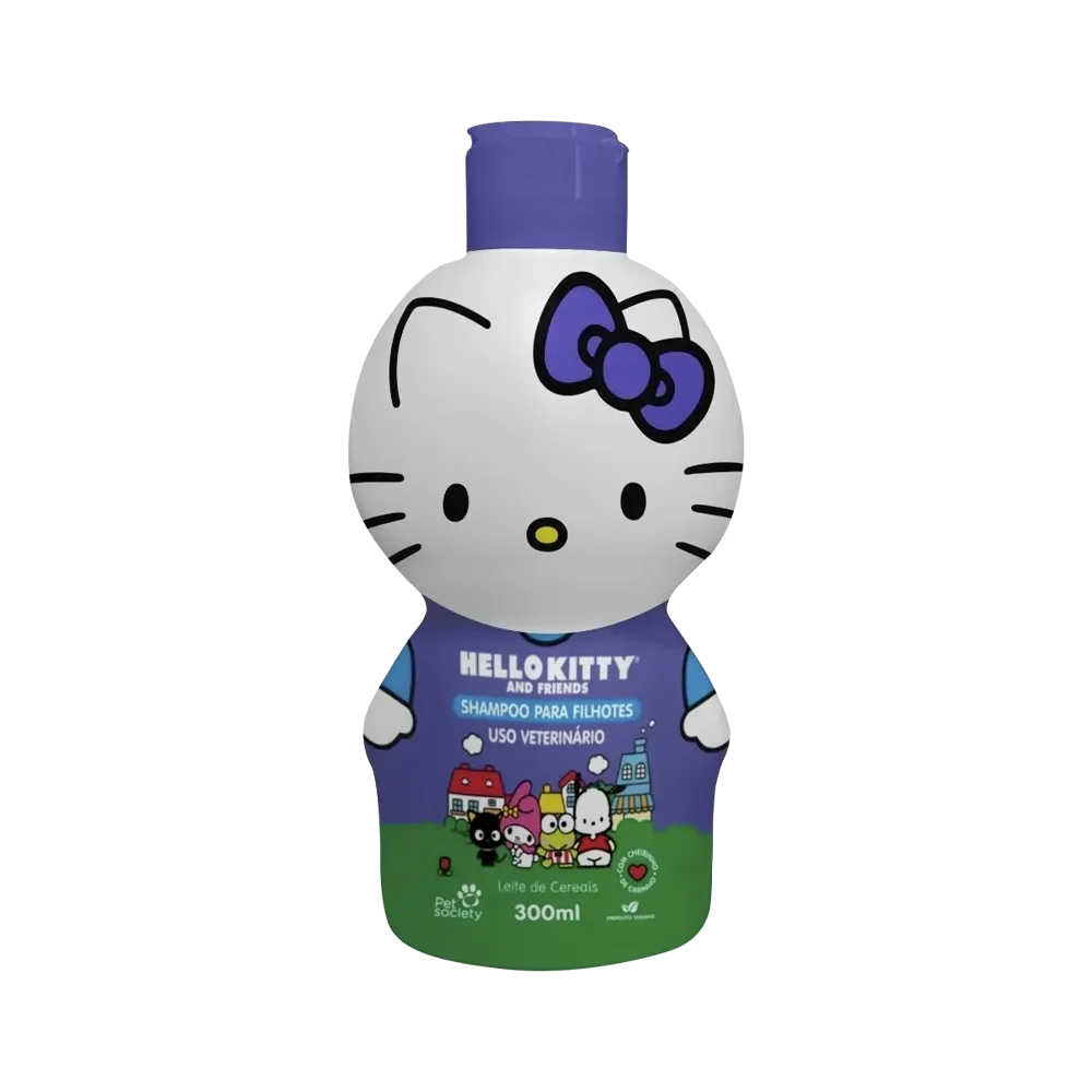 Frasco con la forma del personaje Hello Kitty, tiene un moño morado y una tapa morada. El cuerpo de la botella es de color verde. Es un shampoo especial para perros y gatos cachorros. 