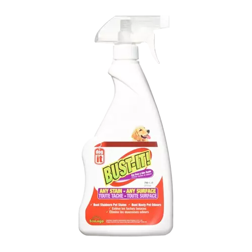Envase de spray limpiador Bust-It para manchas y olores de mascotas, apto para cualquier superficie, con un caniche en la etiqueta.