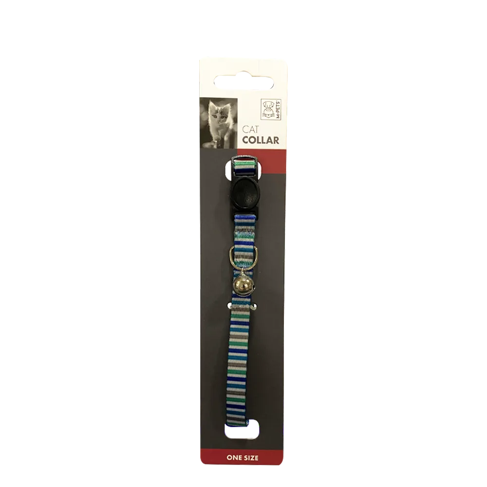 Collar Para Gatos M-Pets, es un collar a rayas color azul, blanco y verde tiene un seguro plástico anti-ahorque y un cascabel y está en su empaque original de cartón color negro con blanco