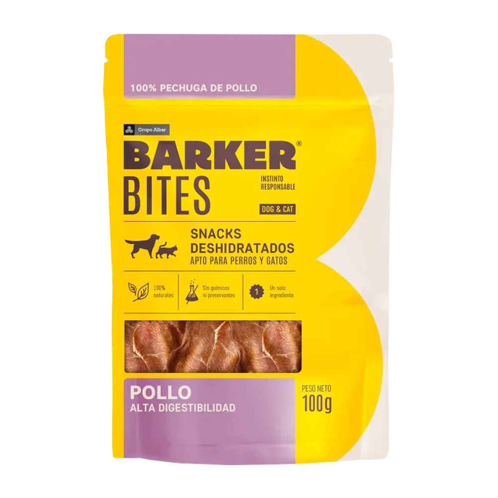 Empaque plástico color amarillo con detalles violetas, es el snack natural para perros y gatos Barker Bites Pechuga de Pollo