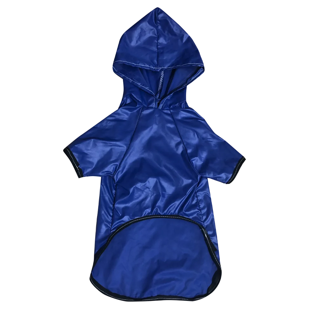 Impermeable Azul con detalles negros en las mangas. Una prenda liviana que protege a tu perro de la lluvia