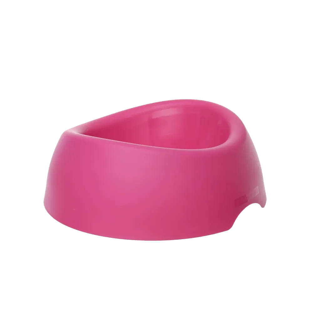 Tazón Para Perros de San Remo en color rosado y de 1,8 L de capacidad. Tiene un orificio en la parte posterior para poder ser sujetado con facilidad y una forma convexa en sus extremos para facilitar el acceso al perro a la comida o el agua.