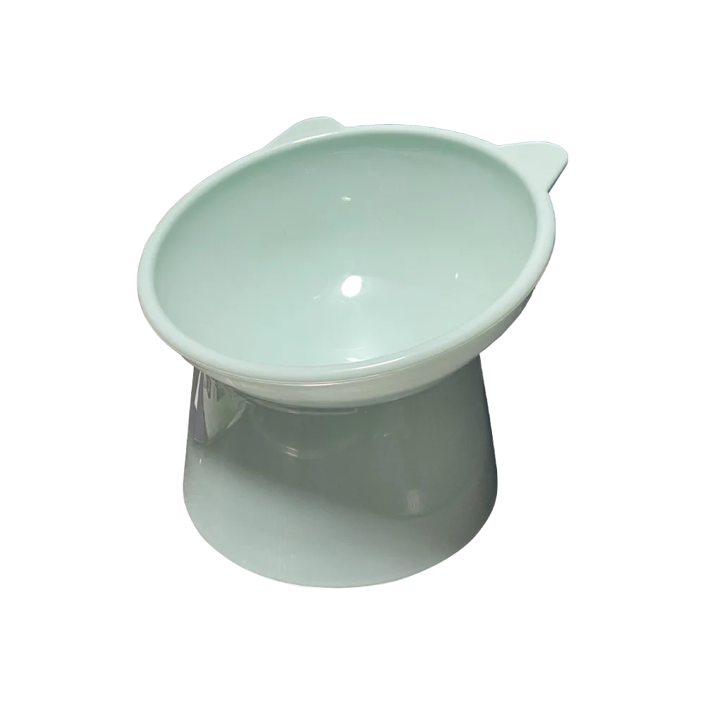 Plato Elevado con Orejitas para gatos, es de color verde pastel entero y de material plástico.