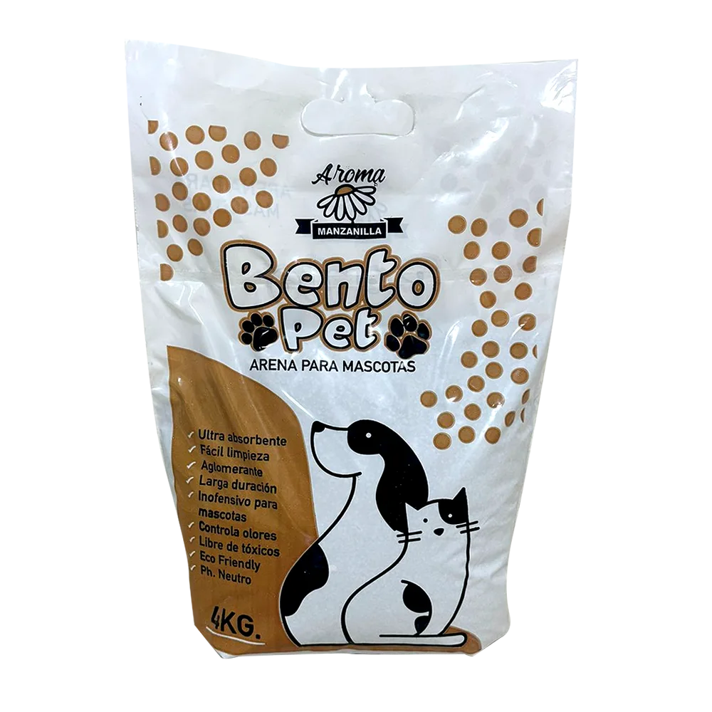 Bolsa blanca con detalles marrones de Bento Pet Arena Sanitaria Manzanilla. Una arena de bentonita aglomerante para gatos, en su presentación de 4 kg 