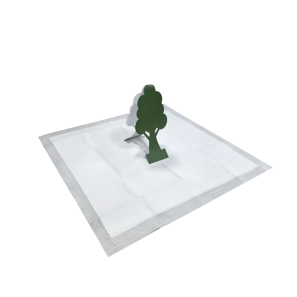 Tapete de entrenamiento blanco y sobre el está el Árbol de Entrenamiento de M-Pets, es color verde y tiene la forma de un árbol.