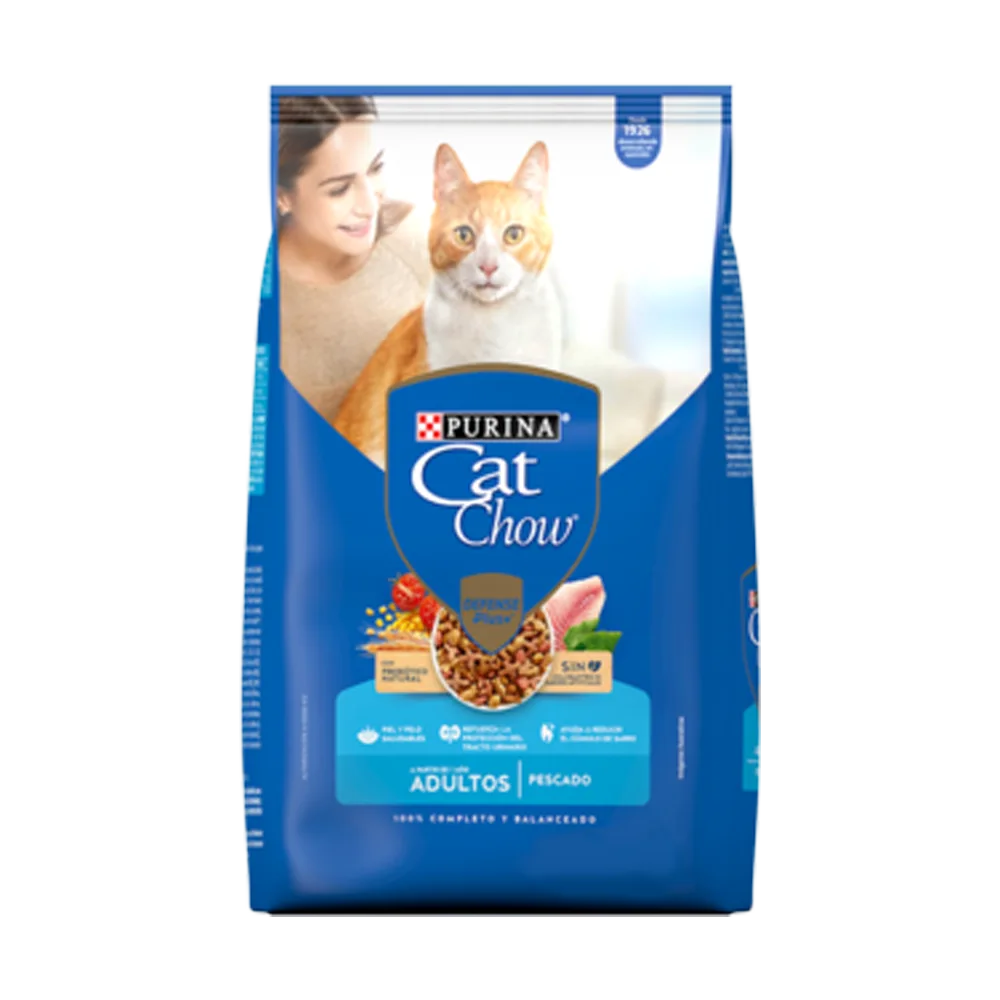 Bolsa azul con detalles blancos y celeste de Cat Chow Adultos Delicias de Pescado