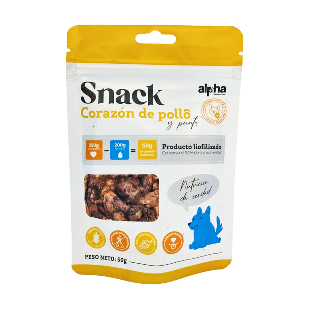 Plato redondo con trozos de corazón de pollo liofilizados.