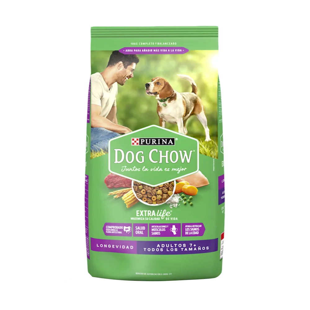 Bolsa verde con detalles morados oscuro de Dog Chow Longevidad, alimento para perros de 7 años en adelante de todo tipo de raza y tamaño