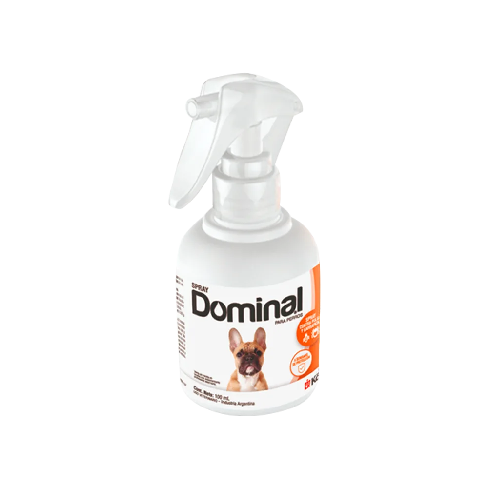 Frasco blanco con detalles naranjas y la foto de un bulldog francés marrón en la porta, es el producto Dominal Spray, un antiparasitario externo tópico con pulverizador